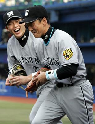 新井貴浩1000本安打、金本知憲2000本安打、記念ワイン 新井貴浩1000本