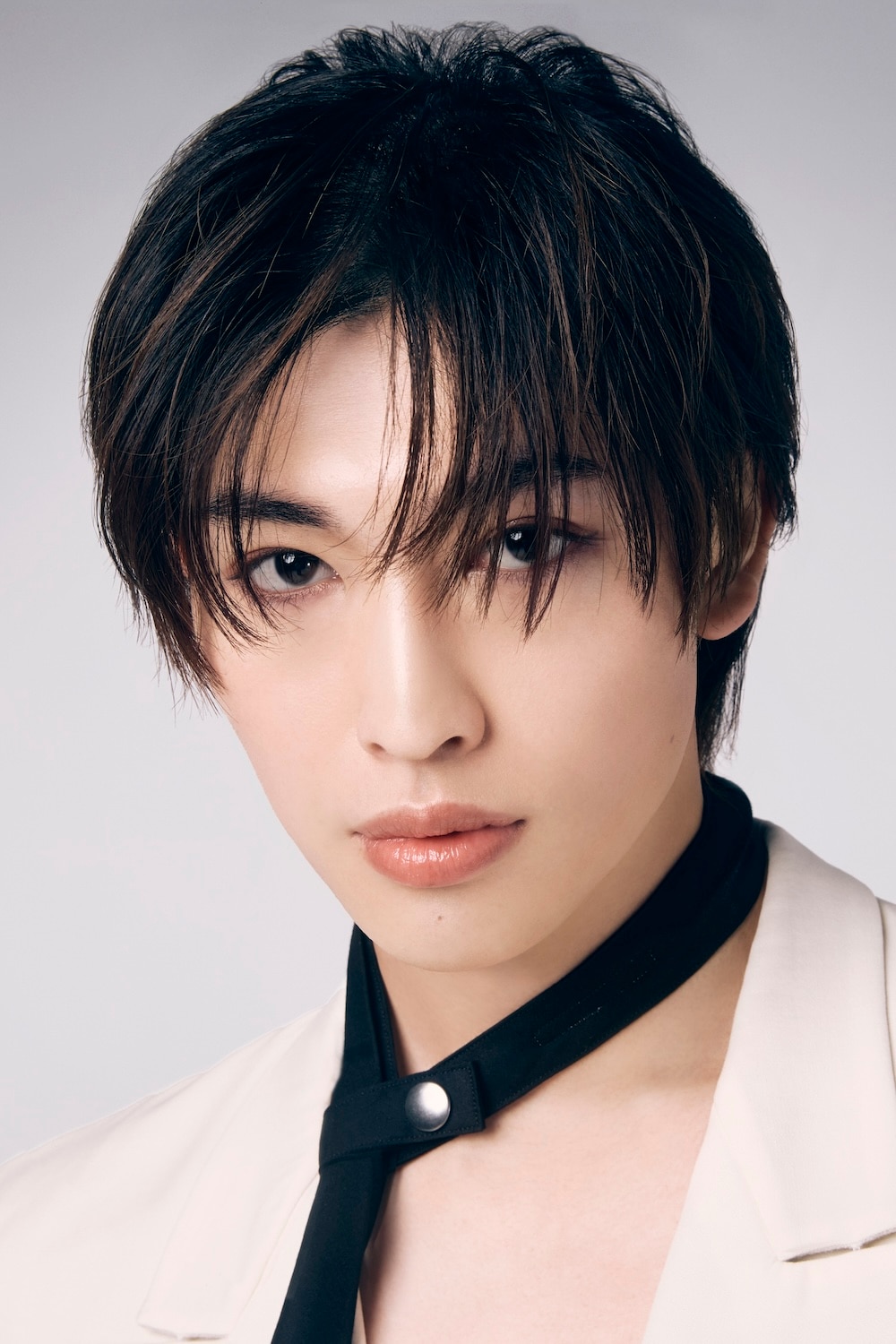 PROFILE | 男女7人組ダンス&ボーカルグループ GENIC（ジェニック）