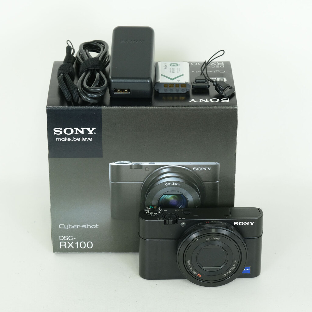 SONY Cyber-shot DSC-RX100の出品 | ONE SCENE（ワンシーン）
