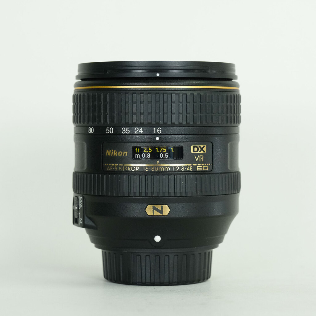 AF-S DX NIKKOR 16-80mm f/2.8-4E ED VR 中古価格比較 - 価格.com