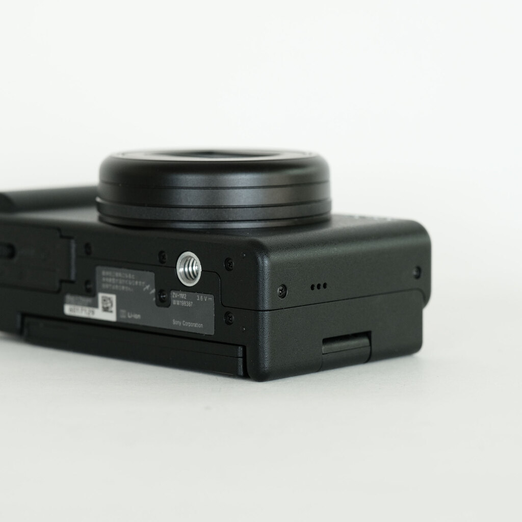 SONY VLOGCAM ZV-1 II（ZV-1M2）の出品 | ONE SCENE（ワンシーン）