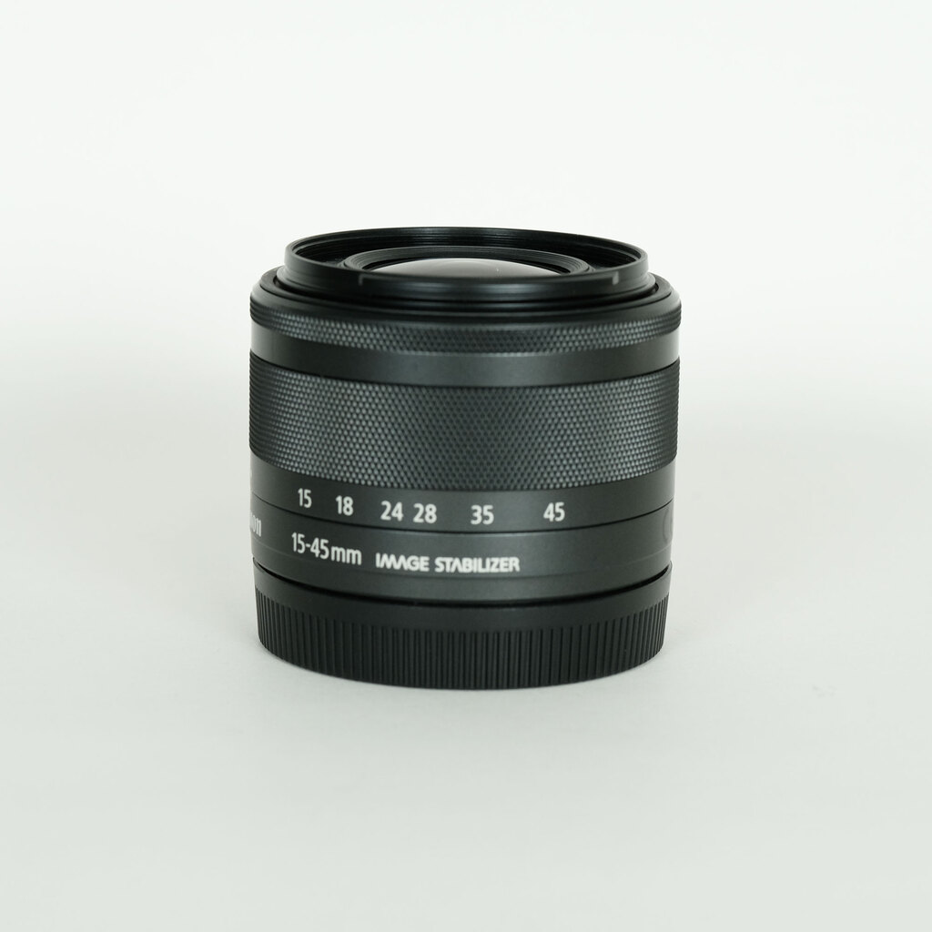 Canon EF-M15-45mm F3.5-6.3 IS STMの出品 | ONE SCENE（ワンシーン）