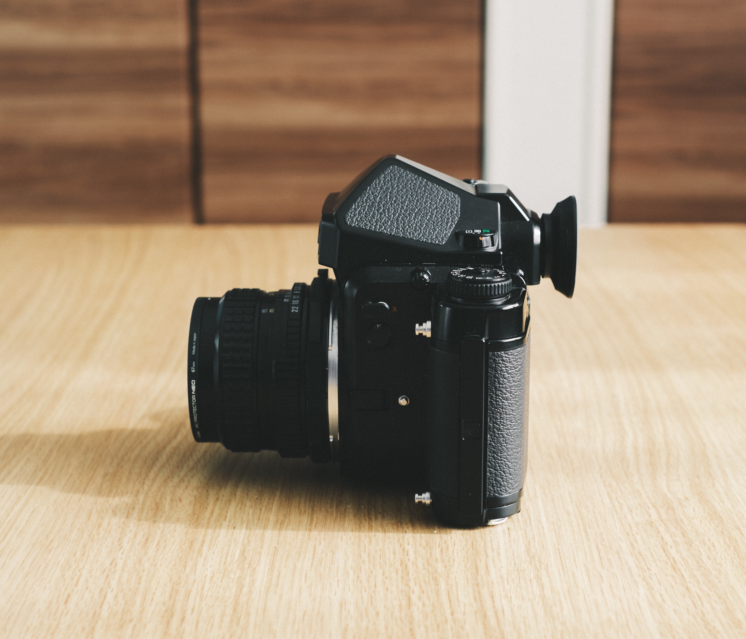 PENTAX 67IIを徹底解説。作例からおすすめレンズまで | ONE SCENE