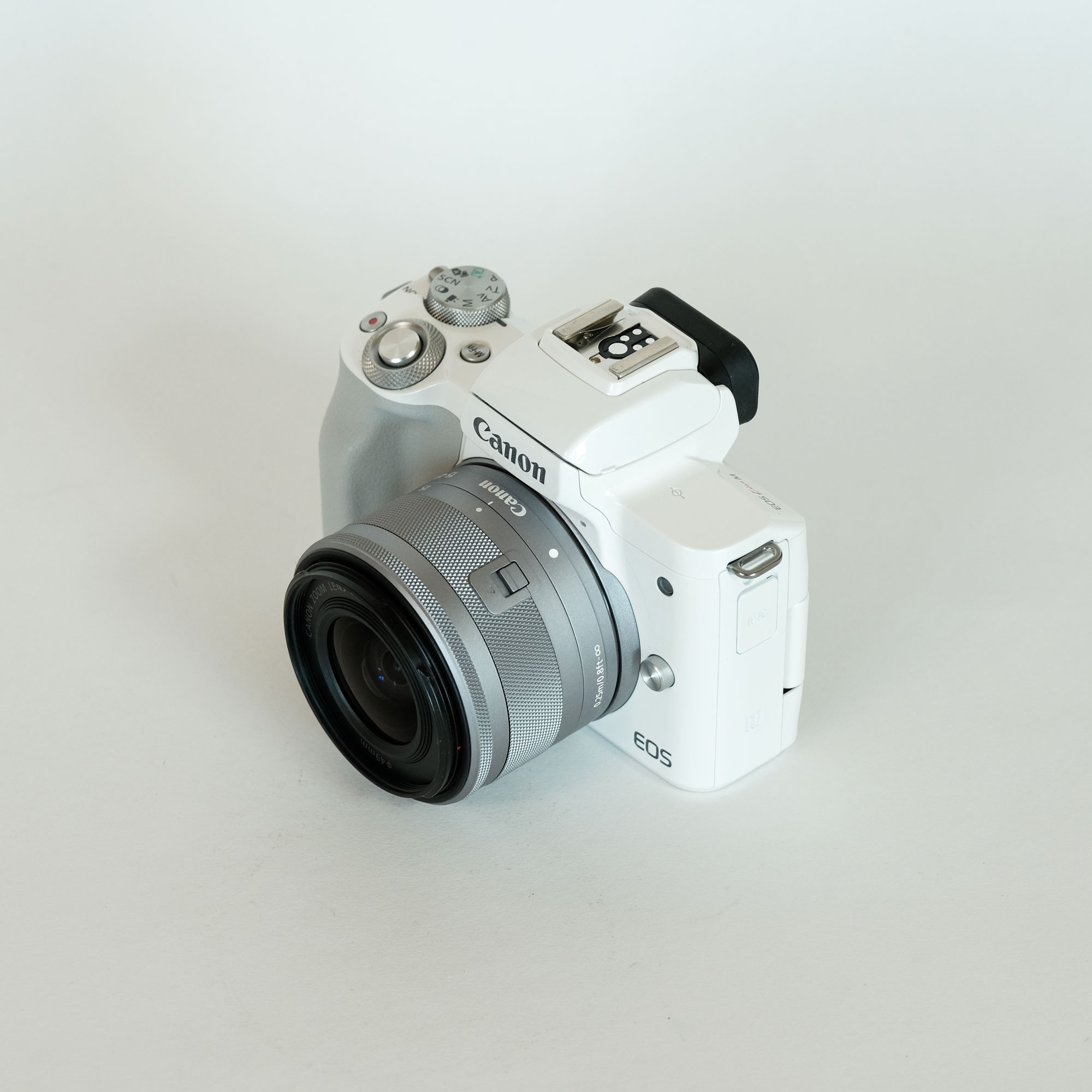 Canon EOS Kiss Mを徹底解説。作例からおすすめレンズまで | ONE SCENE