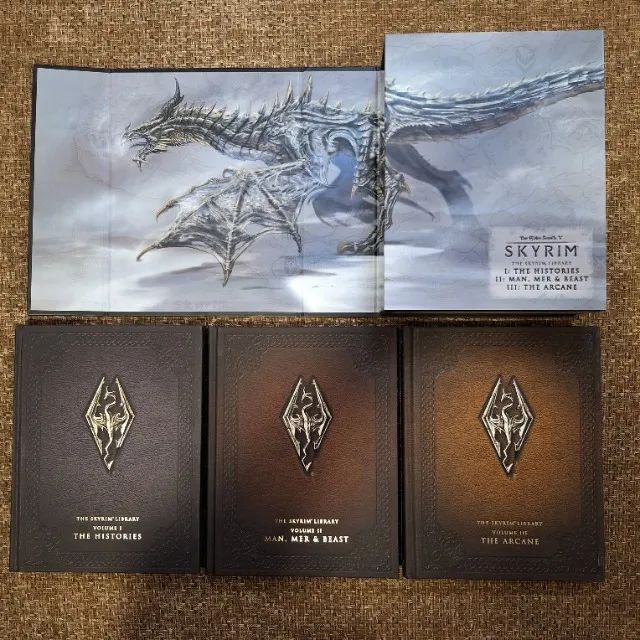 Livros The Skyrim Library 3 Volumes Box Set Capa Dura - Livros e