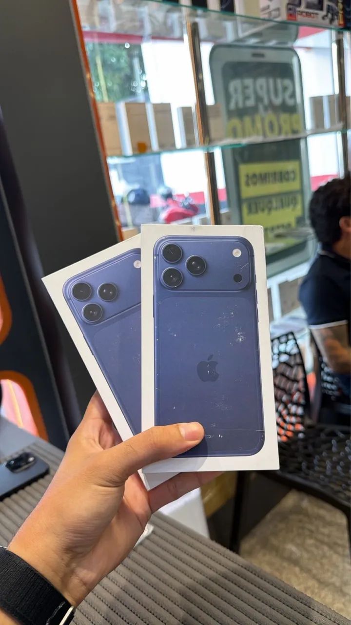 iPhone 17 pro Max 256gb azul novo lacrado - Celulares e