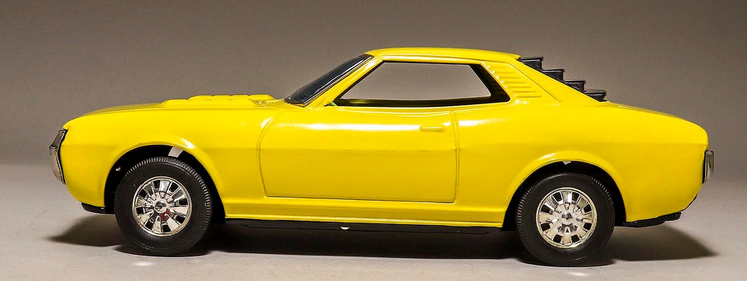 アサヒ玩具 トヨタ セリカ イエロー