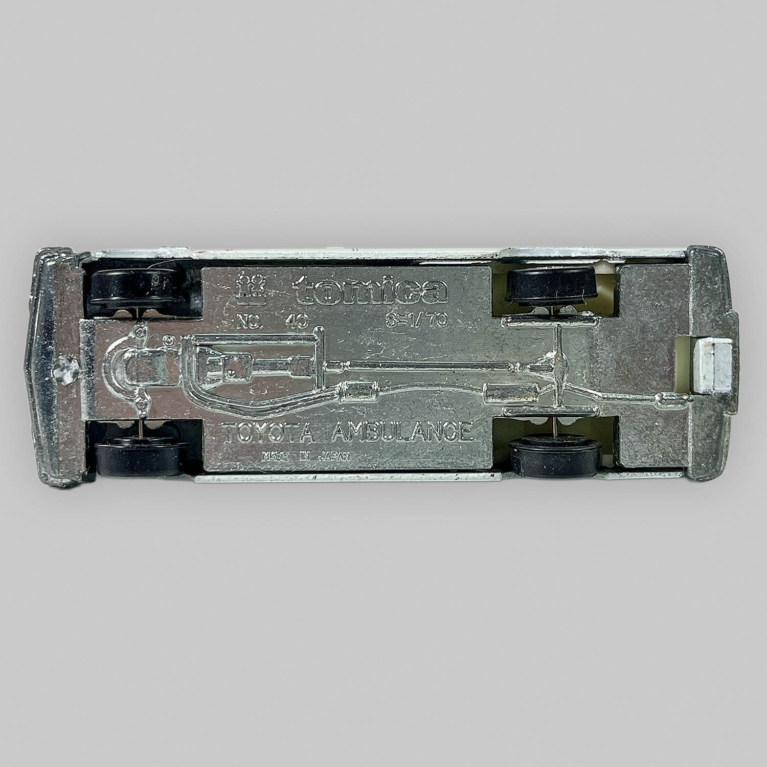 5404] マスコミトミカ M-04 ジャンボーグA/クラウン救急車