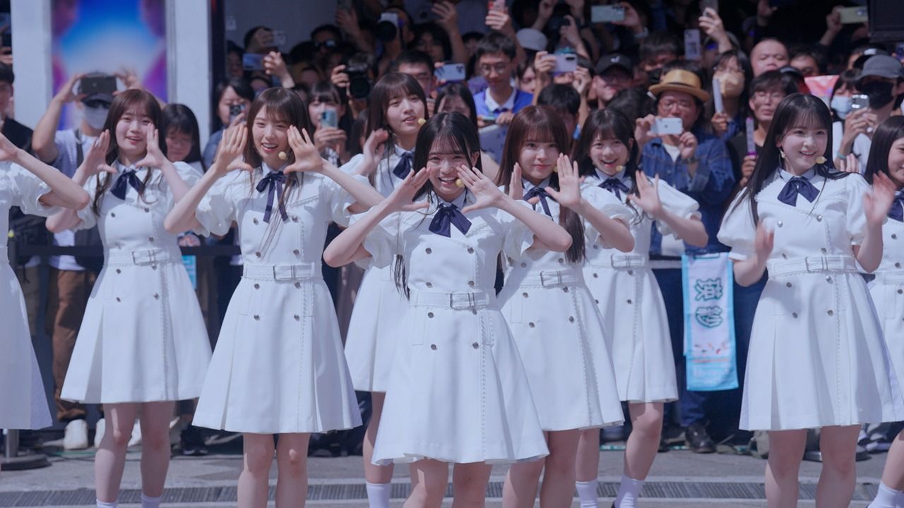 乃木坂46 6期生、台北旅の締めくくりとなる路上ライブで大勢のファンを