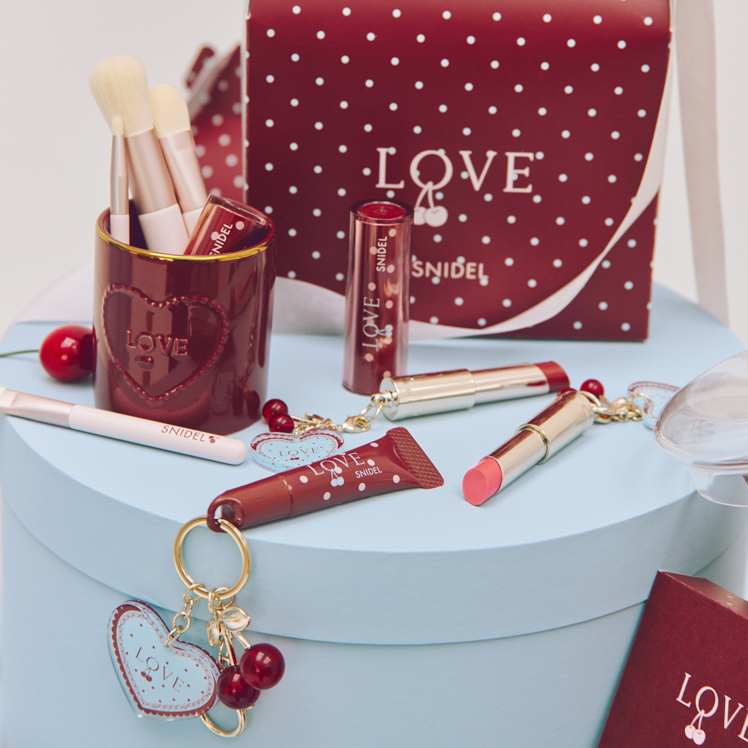 SNIDEL BEAUTY】ブラシ セット＜2026 Valentine Collection