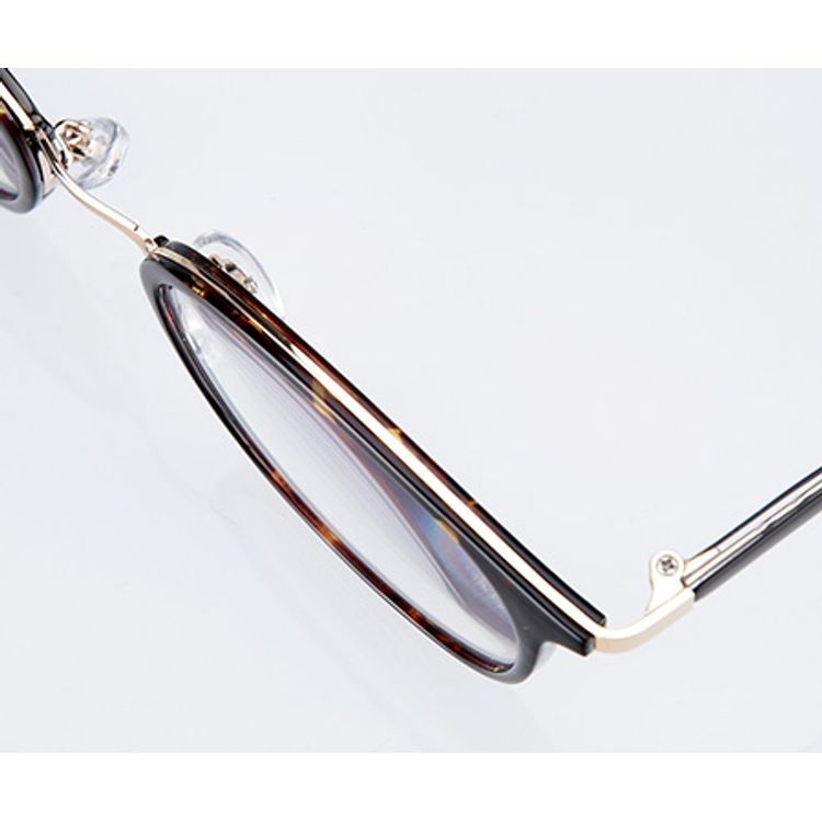 ピントグラス べっ甲柄ブラウン | 日テレポシュレ本店 日本テレビの