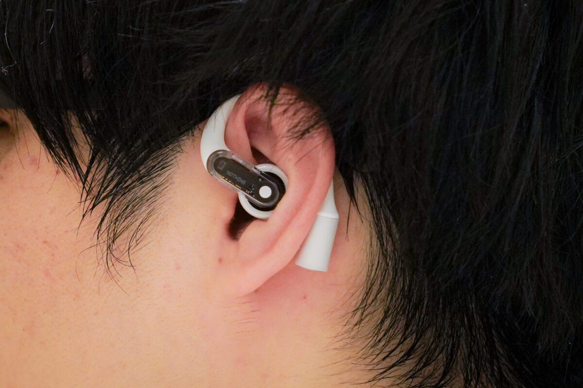Nothingの新製品『Ear（open）』はスタイリッシュで実用的 スポーツの