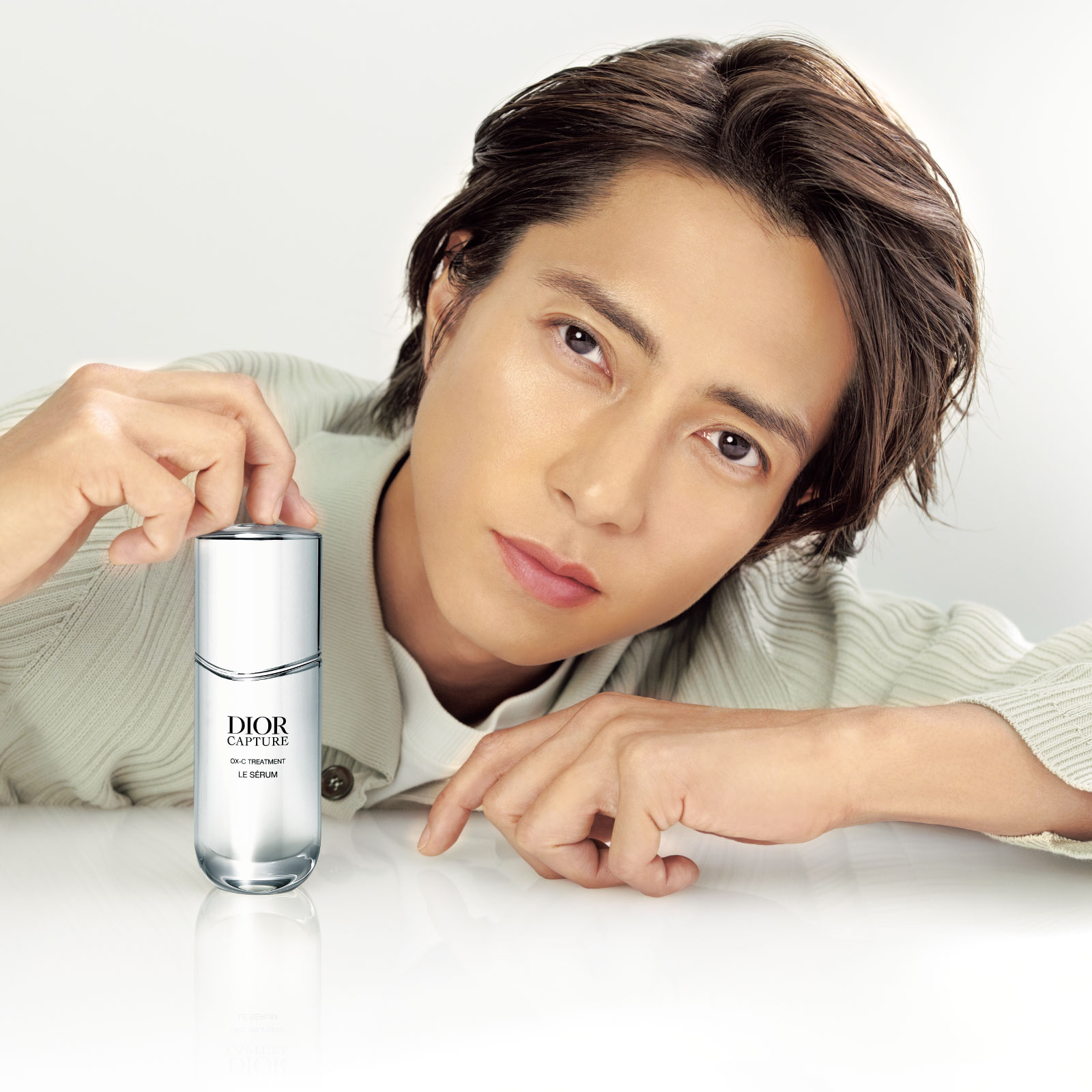 山下智久さんが「ディオール 」とともに、スキンケアの新境地へ