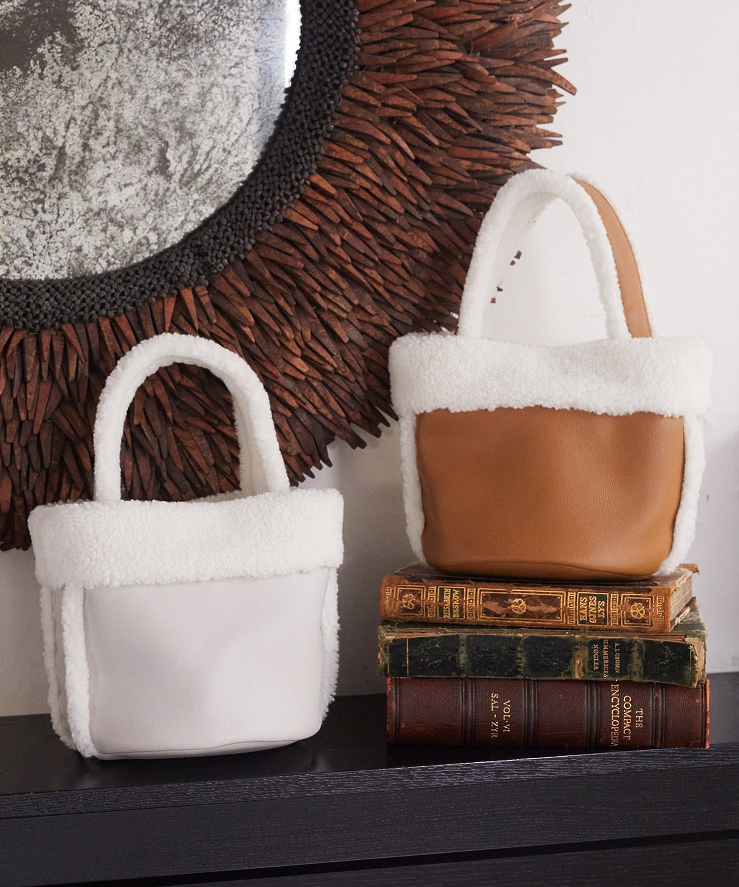 ムートン風ボアバッグ/earth music&ecology（アース ミュージック