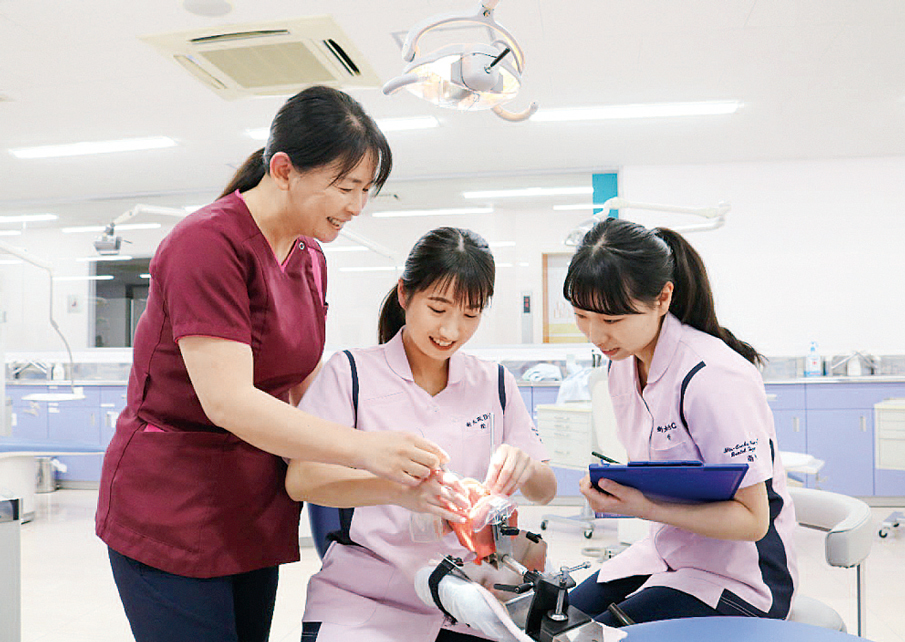 DH 学校探訪（Vol.16）新大阪歯科衛生士専門学校 - クインテッセンス出版
