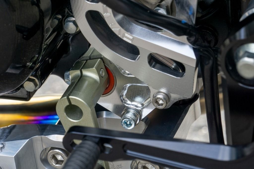 Webike | OVER オーヴァー オーバー スプロケットカバー チェンジ