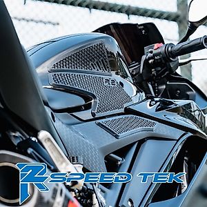 YZF-R3に適合する｜カスタムパーツ R2 SpeedTek（アールツースピード