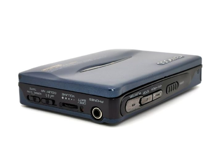 Kenwood CP-J7 Gallery ▷ Walkman.land