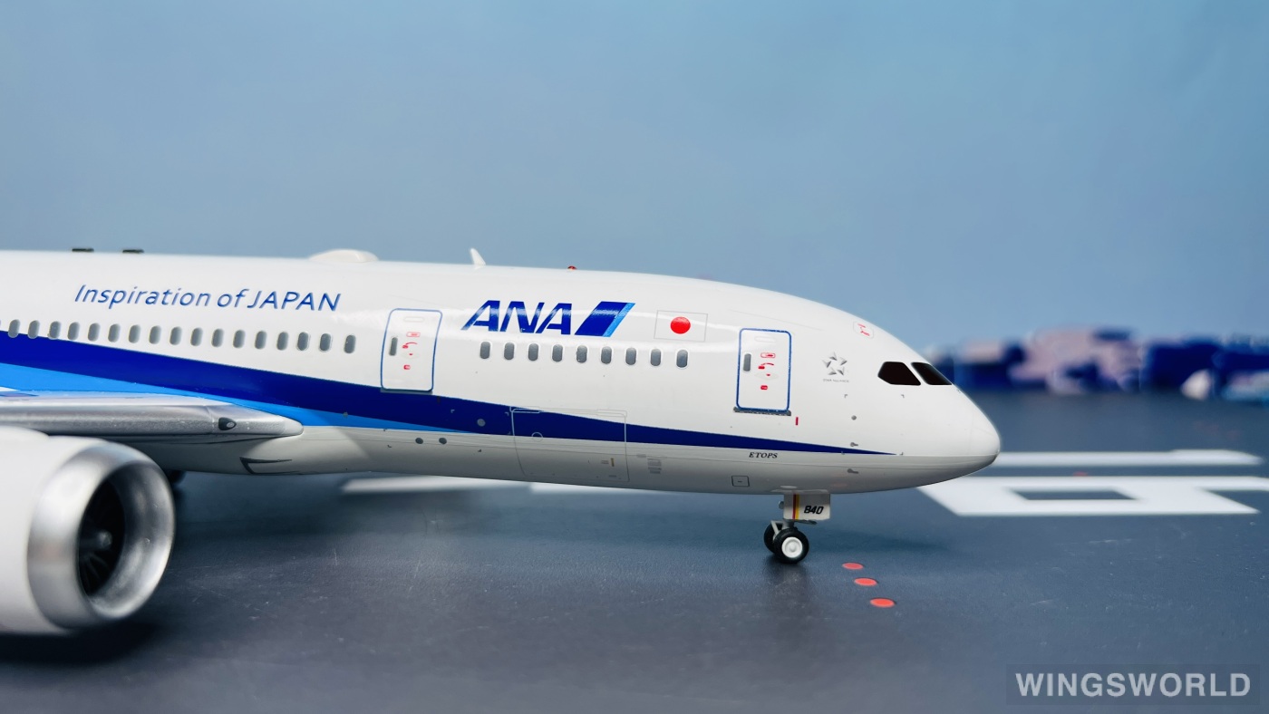 JFOX 1:200 Boeing 787-8 ANA 全日空JF-787-8-003 JA840A 的照片作者