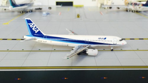 Phoenix 1:400 Boeing 787-8 Japan Airlines 日本航空PH10589 JA825J