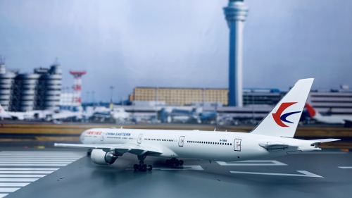 Aviation400 1:400 Boeing 777-300ER China Eastern 中国东方航空