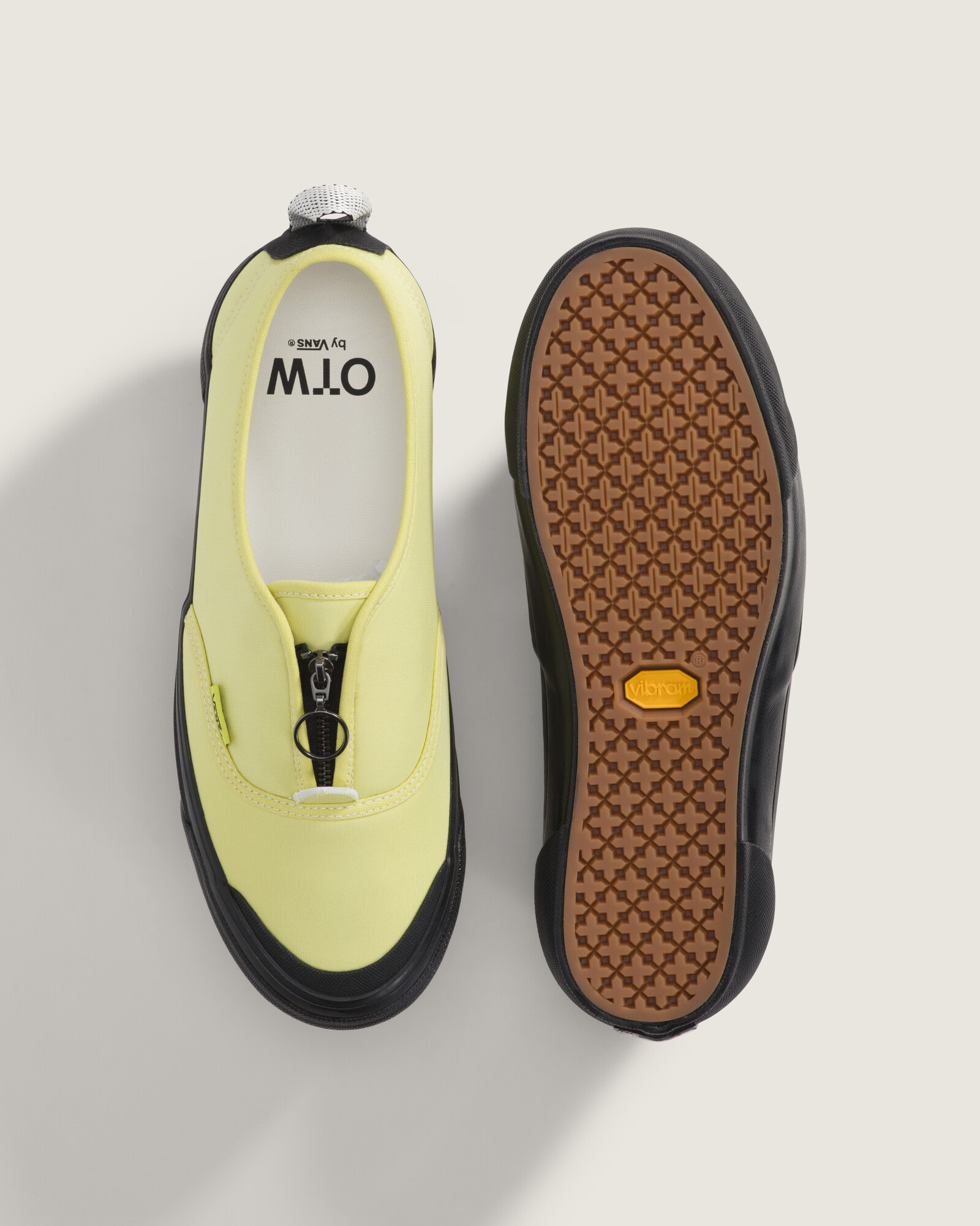 OTW オーセンティック ジップ VIBRAM| VANS（ヴァンズ）公式ストア