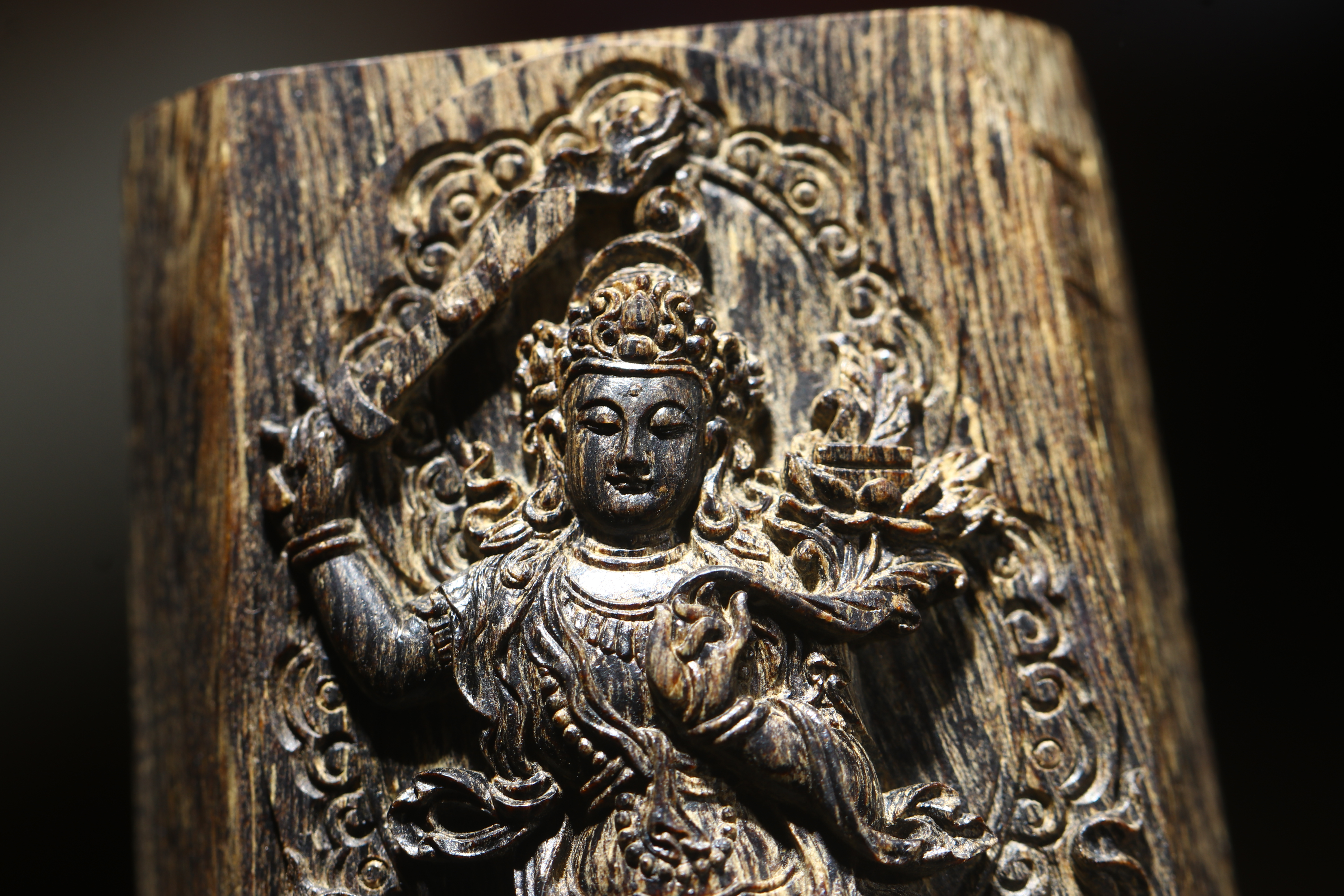 文莱老料沉水，35.37g_孤品高级挂件_香至尊沉香官方商城