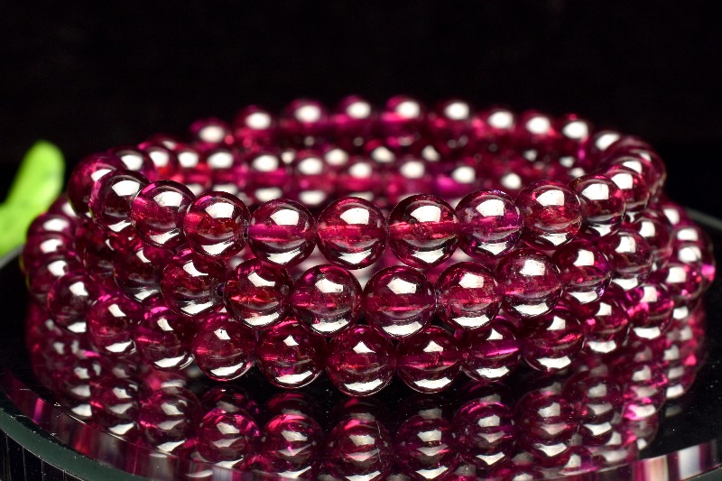 1点物】透過性あり◇インド産 ロードライトガーネット 6mm 3連タイプ