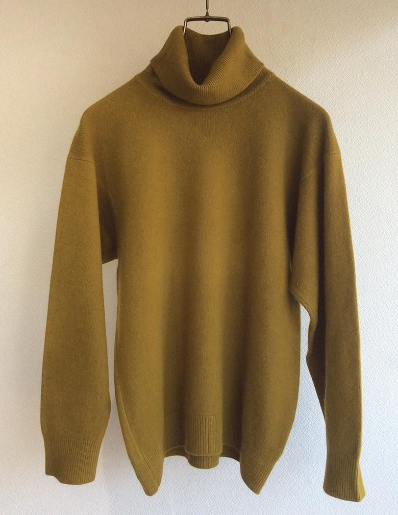 バーバリーのヴィンテージカシミアセーター 1970-1980's British