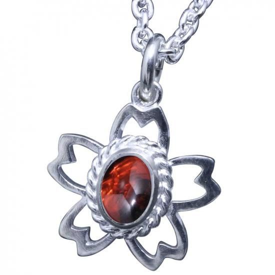 桜 さくら ペンダント/ネックレス ：日本代表的な花として古来から