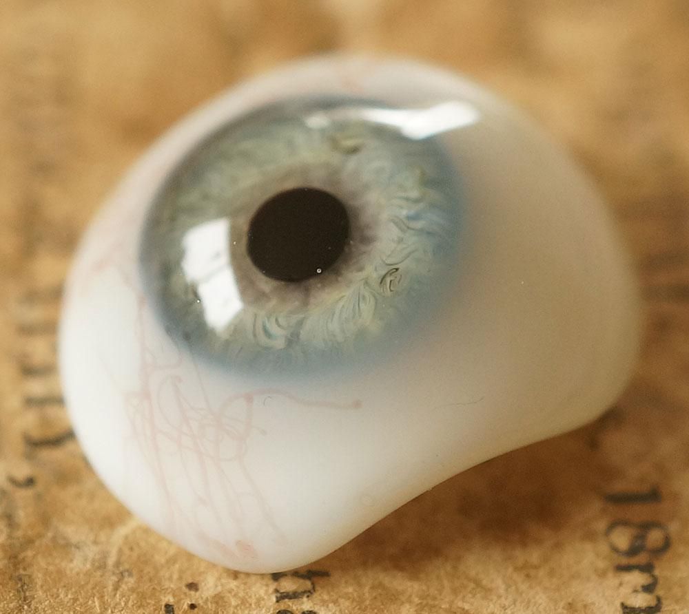 アンティーク・義眼（ドイツ・ラウシャ製／1890年頃） - Guignol