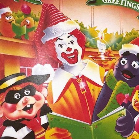 1995年製造、マクドナルド プラスチック製プレートです。