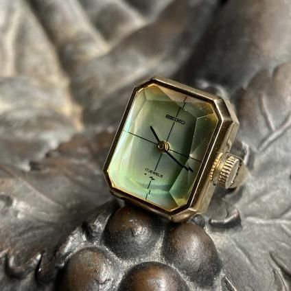 SEIKO RING WATCH (セイコー リングウォッチ) シェル文字盤 カット