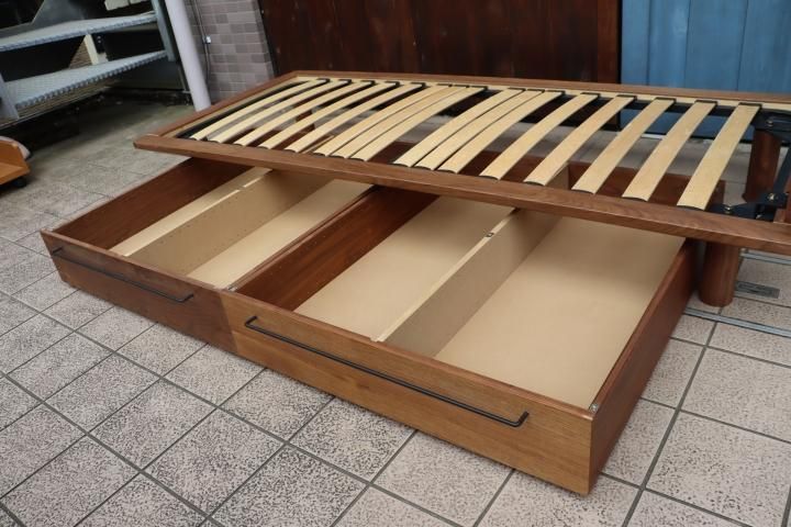 値下げ/人気のMUJI（無印良品）のウォールナット無垢材スモールベッド