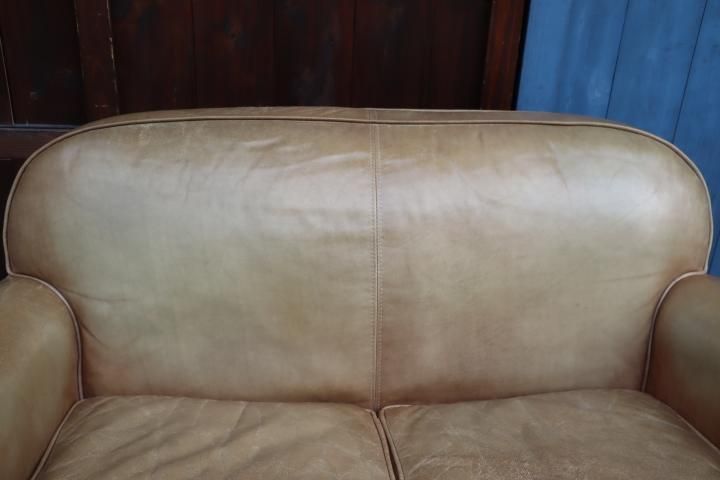 イギリスのインテリアブランドHALO（ハロ）の牛本革使用のFLEAMARKET