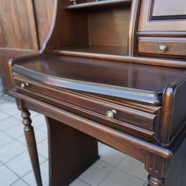 IDF太田長のATLANTA(アトランタ)シリーズのナラ材ドレッサー