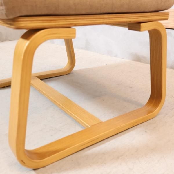 無印良品(MUJI)の人気のリビングでもダイニングでもつかえるオーク材