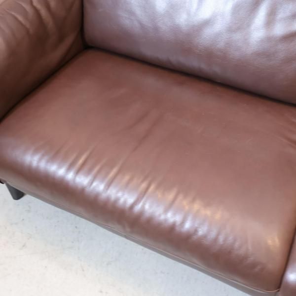 イタリアNATUZZI Editions(ナツッジ エディションズ)のGELOSO 総皮革 3