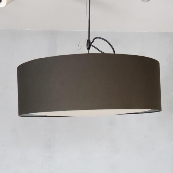 IDEE(イデー)ORB CEILING LAMP(オーブシーリングランプ)です。シェード