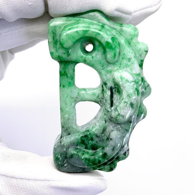 糸魚川翡翠 出雲國金崎一号墳 レプリカ 勾玉 】 | めのうの店川島