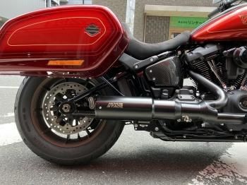 ハーレー】ソフテイル用マフラー Wベビーバズーカ｜スリップオン