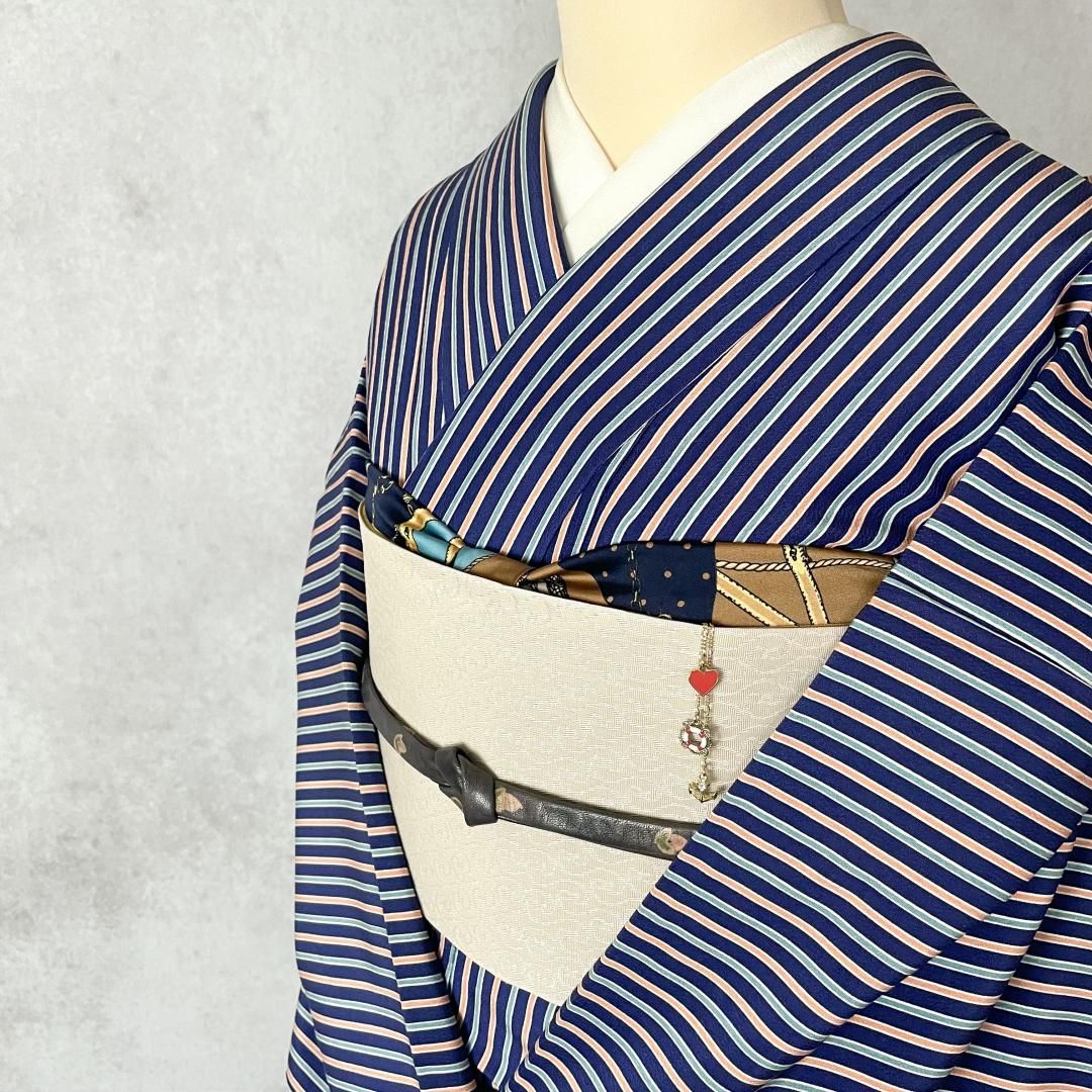 ブルーのマルチストライプ小紋 - アンティーク＆リサイクルキモノ 千