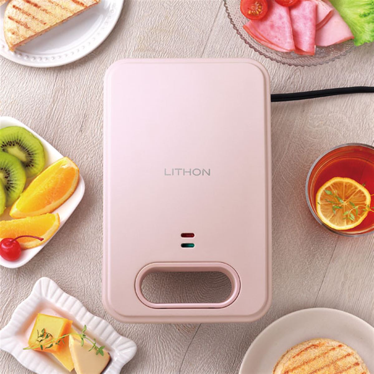 ライソン、“食パンの耳まで焼けるホットサンドメーカー”のデザインを一