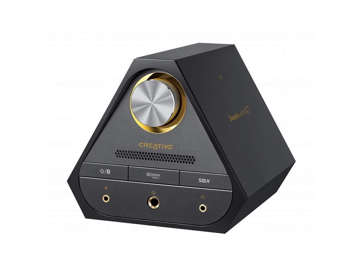 クリエイティブ、24bit/192kHz対応のスピーカー/ヘッドホン用アンプ