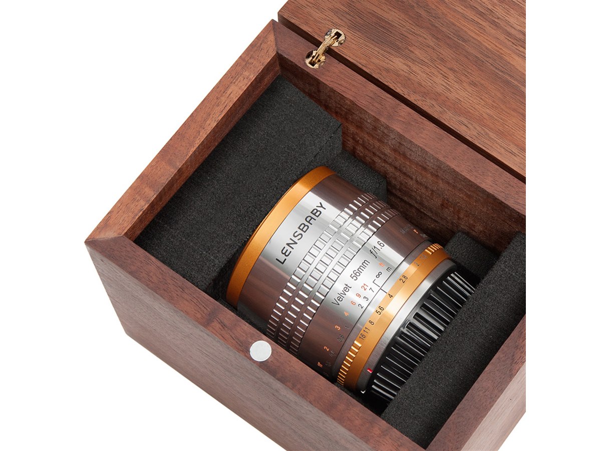 Lensbaby、マニュアルレンズ「Velvet 56」に木箱入り限定カラーモデル