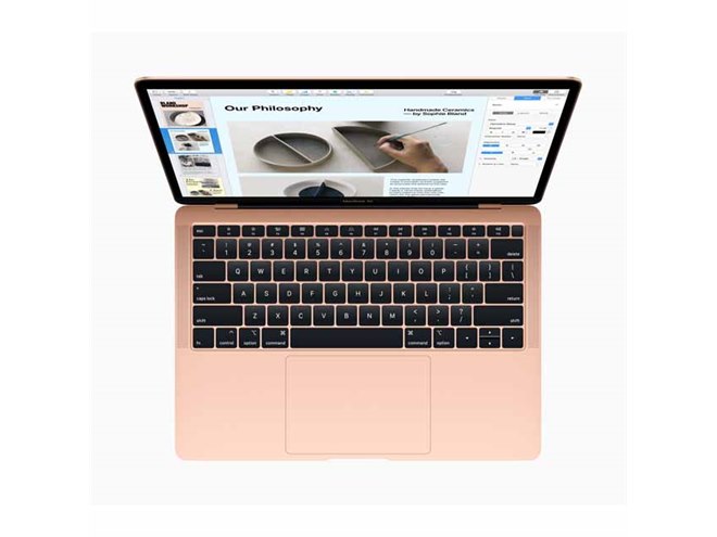アップル、13.3型RetinaディスプレイやTouch IDを搭載した新型