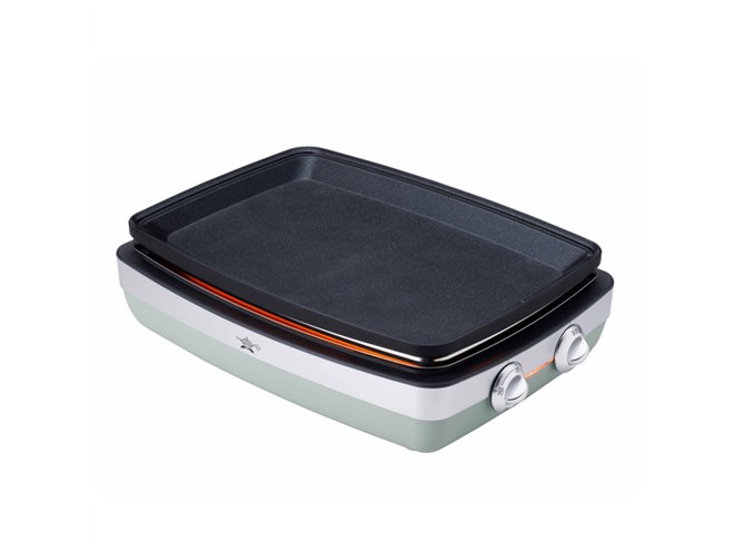 側面から熱を照射する「アラジン グラファイト マジックグリラー」の