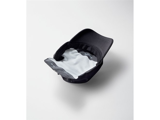 アデランス、帽子に装着する「頭皮用 LED 美容機器 N-LED FLEX