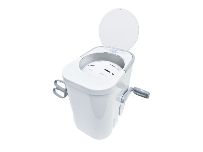 電源不要で使用できる、容量9Lのドラム式手動洗濯機「ぐるぐるぶんまわ