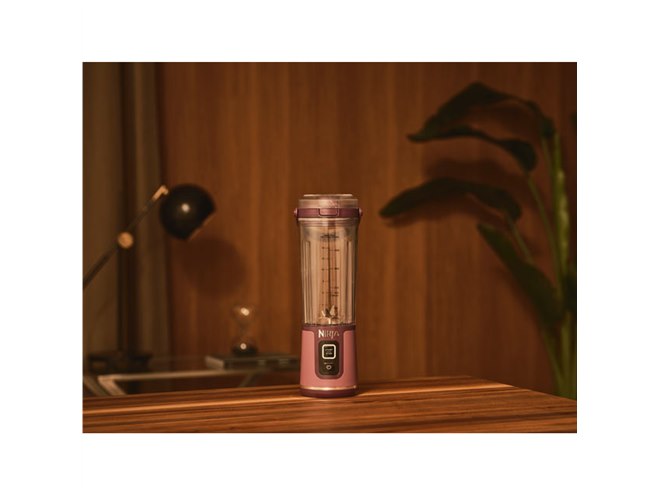 Shark、ステンレス製6枚刃を搭載した「Ninja Blast コードレスミキサー